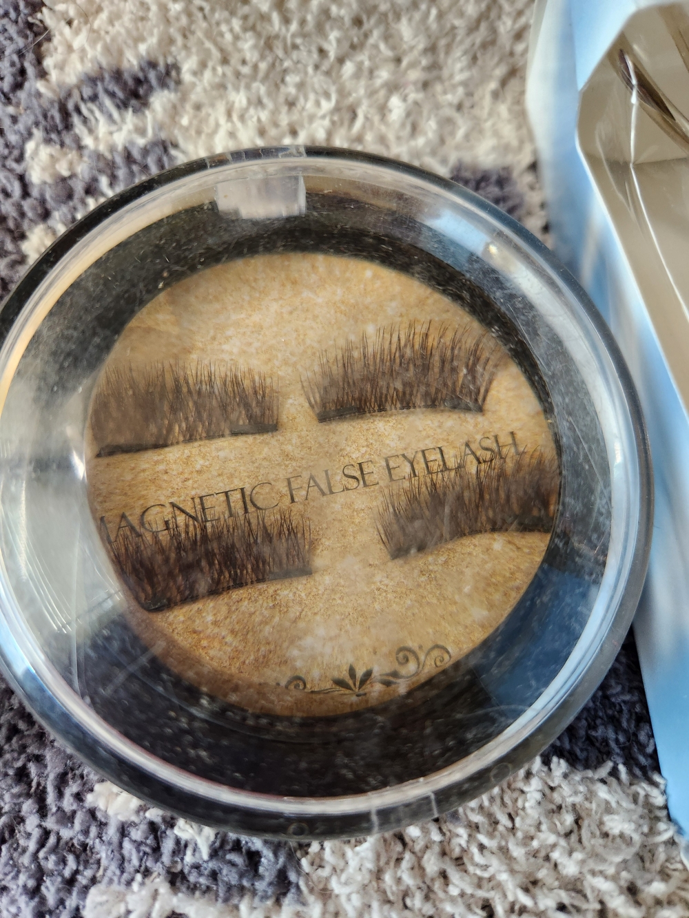 4pc Eyelash Bundle - Picture 5 of 6